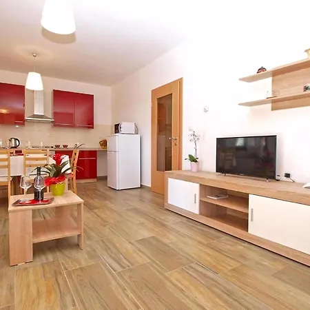 Neue In Loborika Mit Grosser Terrasse Apartament *
