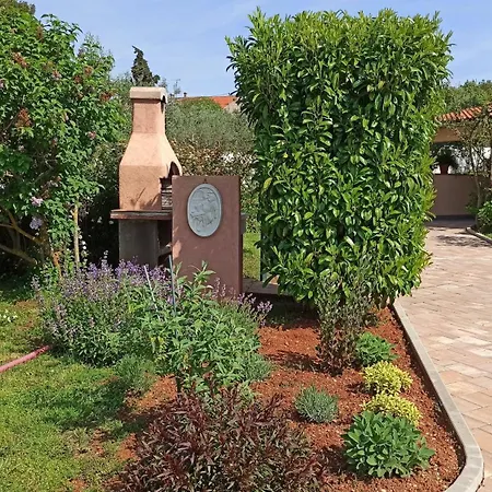 Neue In Loborika Mit Grosser Terrasse Апартаменты *