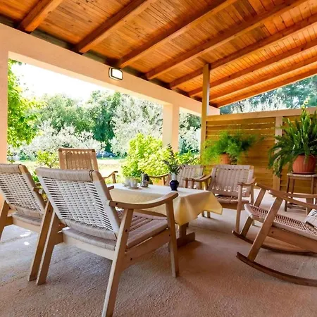 Apartment Neue In Loborika Mit Grosser Terrasse *