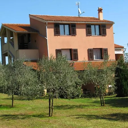 Neue In Loborika Mit Grosser Terrasse Apartment